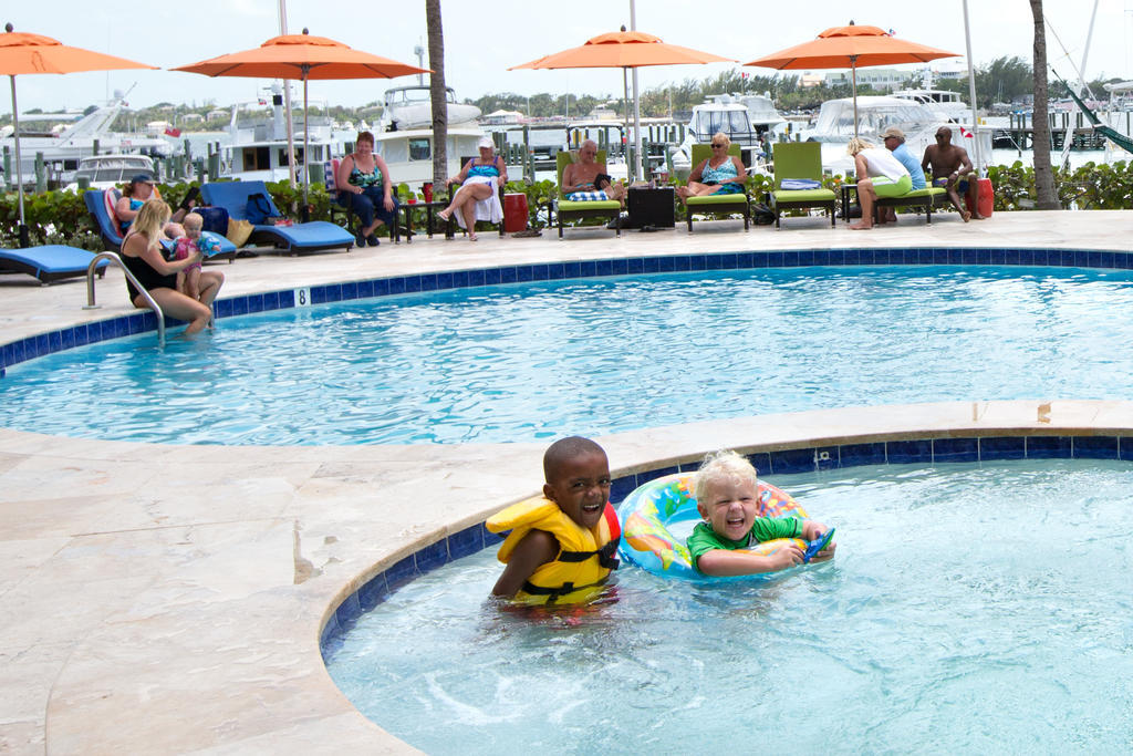 Paradise Harbour Club & Marina Nassau Exterior photo